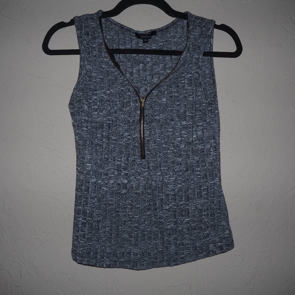 Soft knit tanktop beautiful gray with zipper